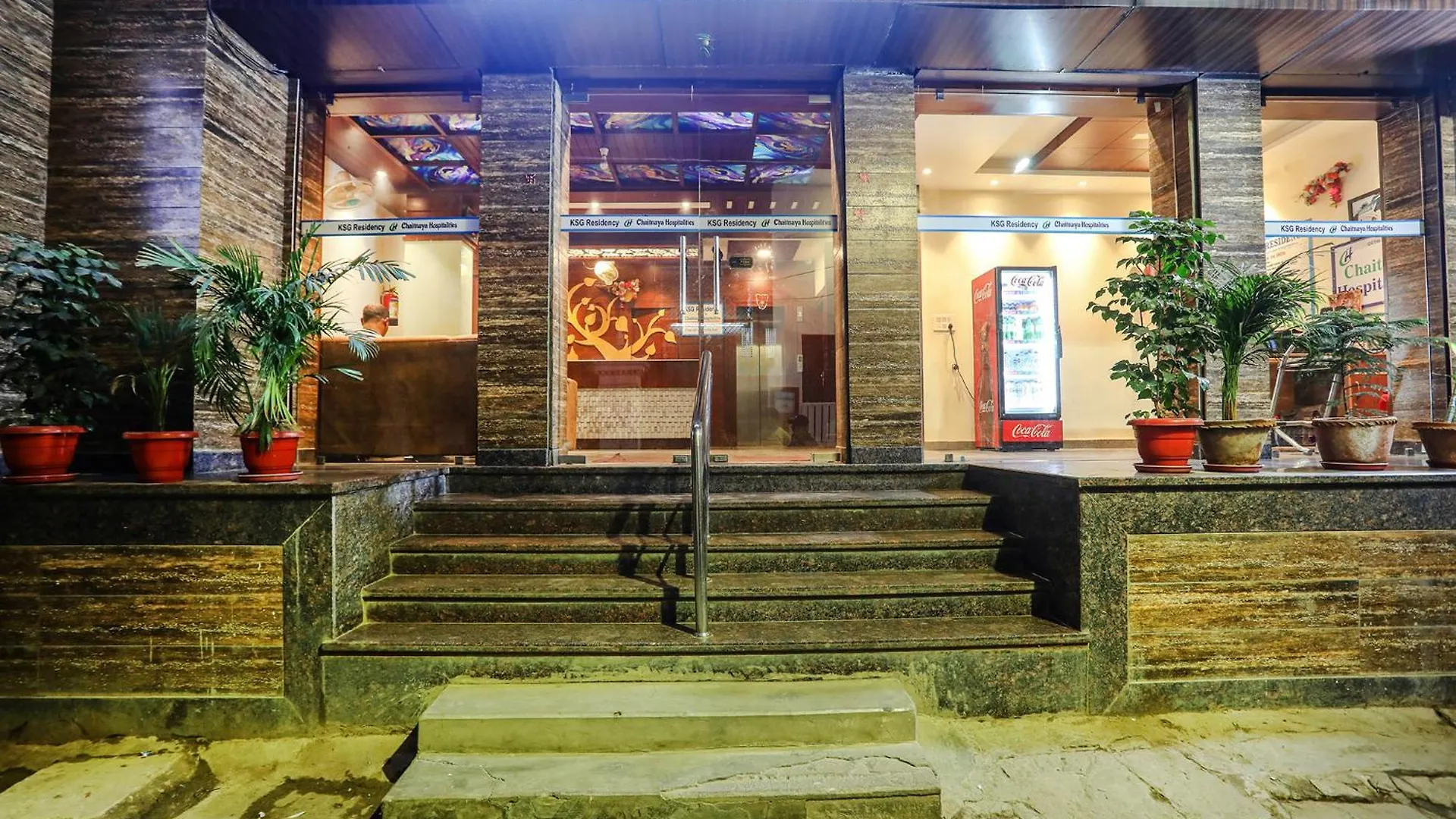 Fabhotel Ksg Residency Varanasi